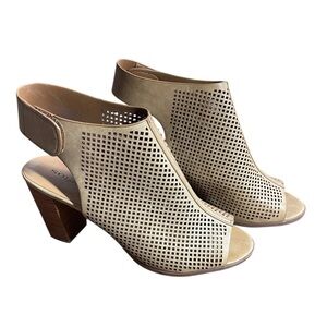 Solanz sandals for women 10 M box BO